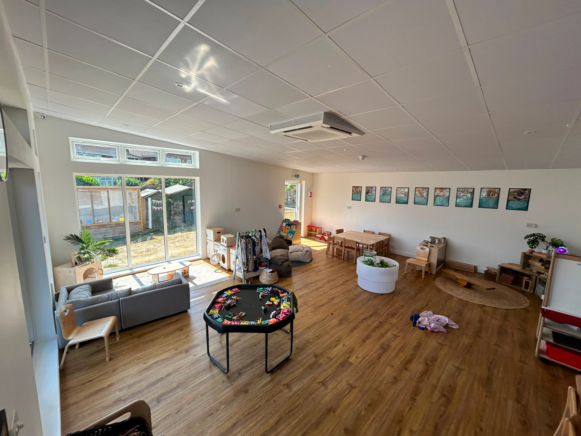 Rayleigh interior in use